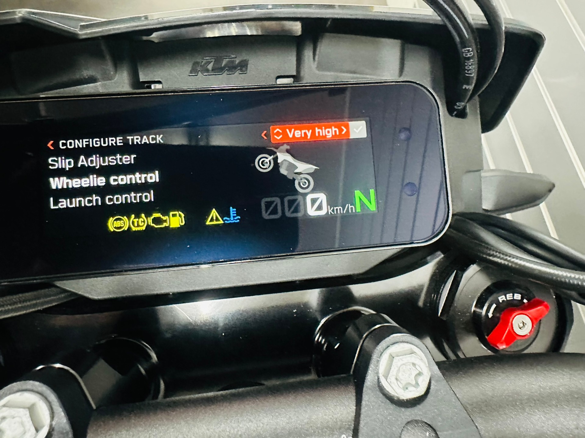 KTM 690 SMC R ABS (35 kW) MY 2026 - 13