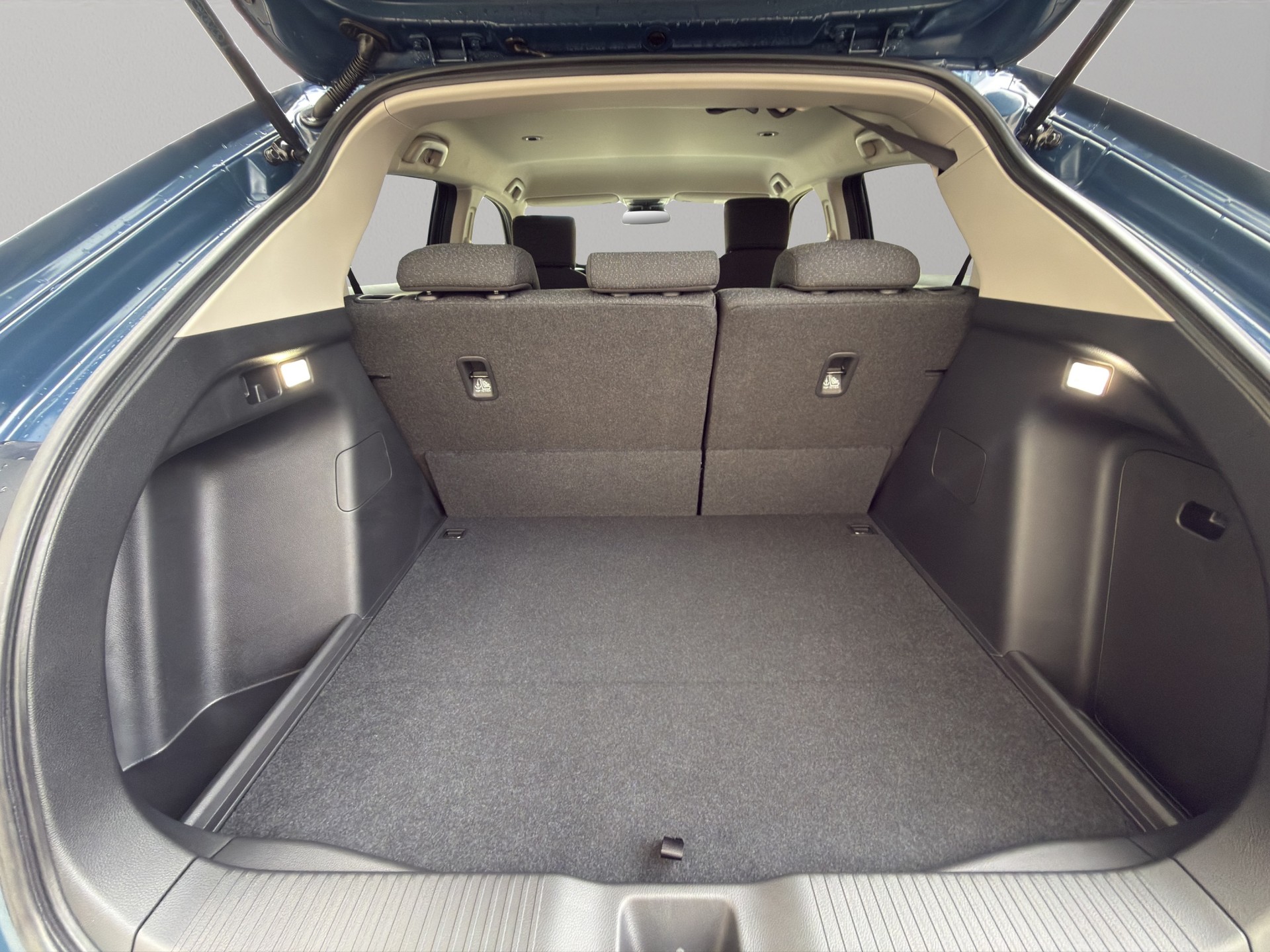 HONDA HR-V 1.5 i-MMD Elegance - 11