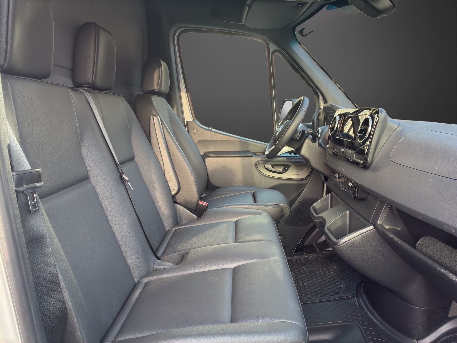 MERCEDES-BENZ Sprinter 319 CDI Lang 9G-TRONIC - 8