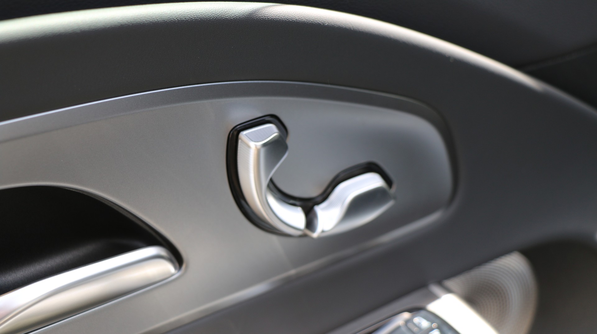 MERCEDES-BENZ CLA 220 4MATIC - 12