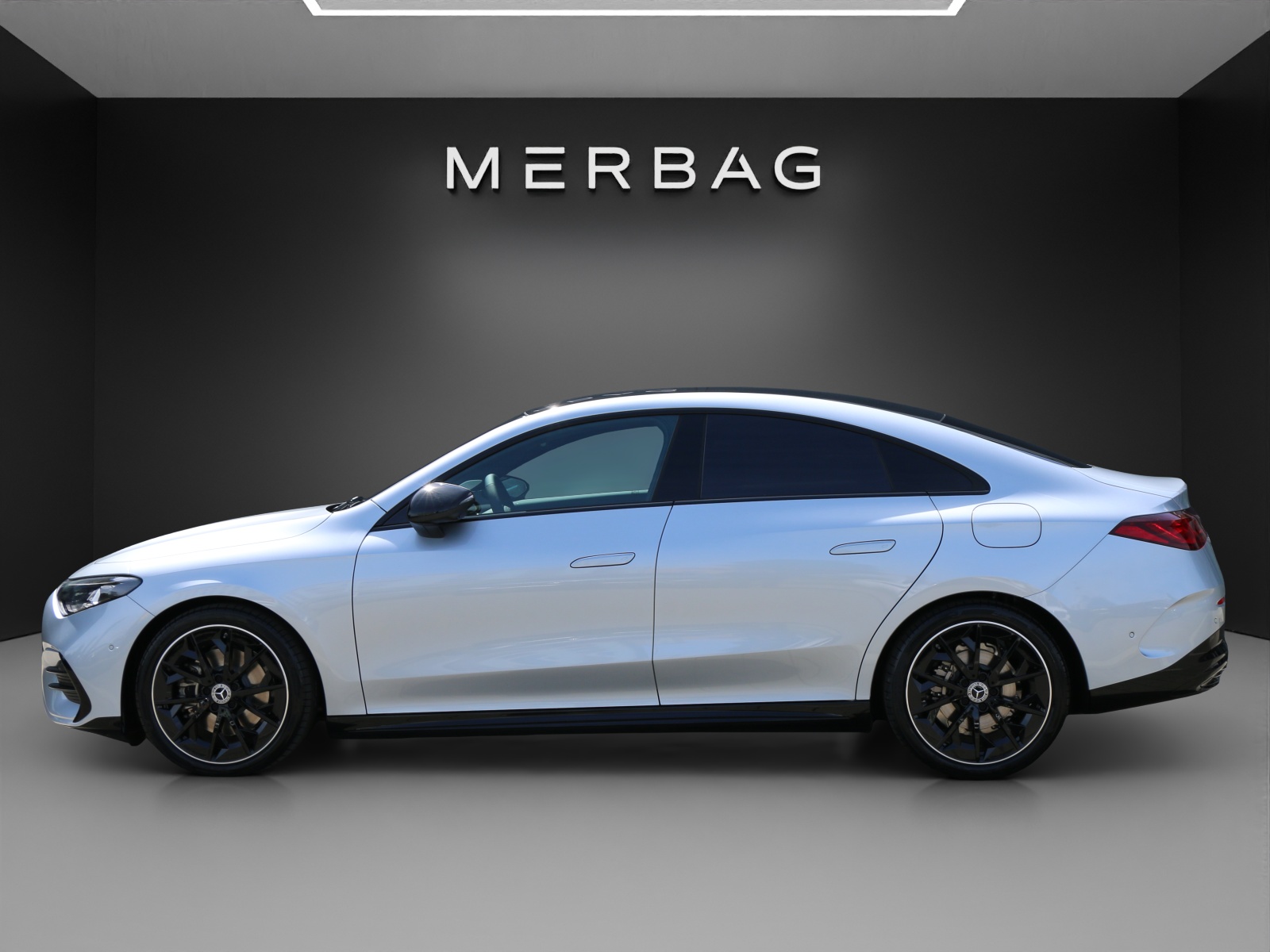 MERCEDES-BENZ CLA 220 4MATIC - 2