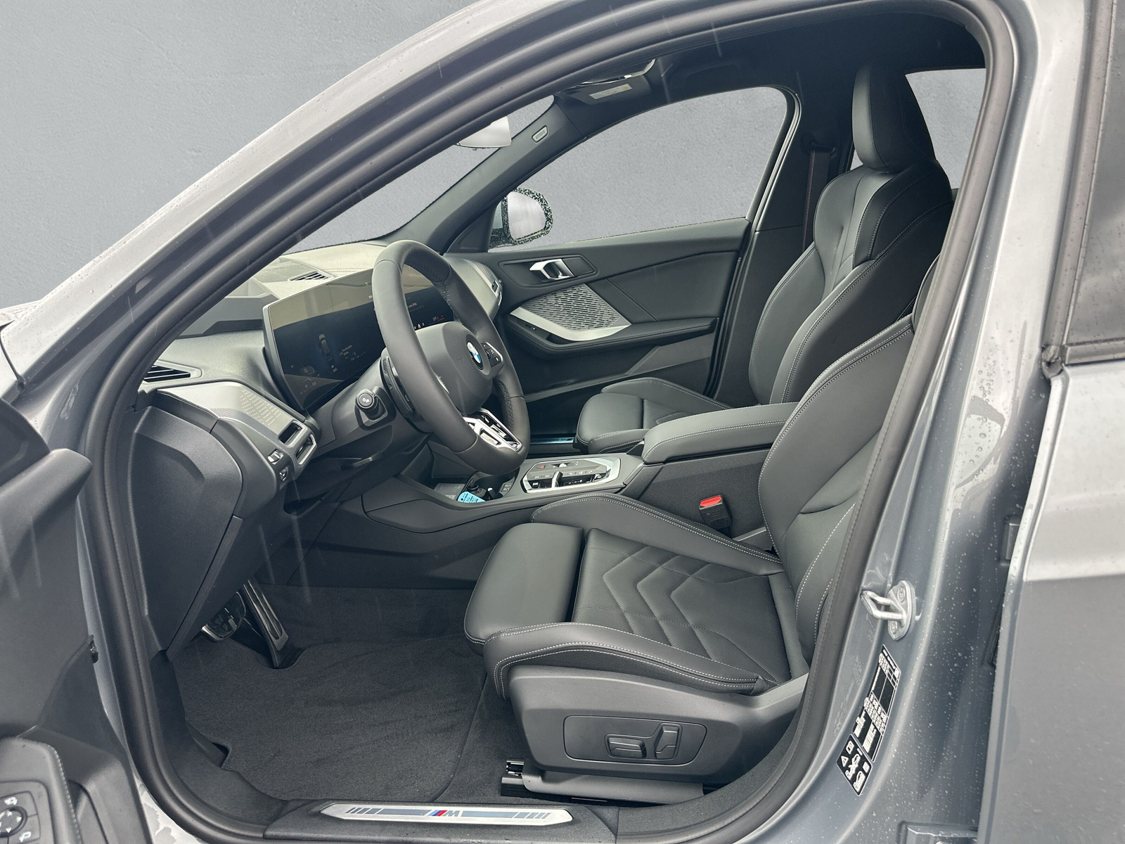 BMW 123 xDrive M Sport Pro Steptronic - 12