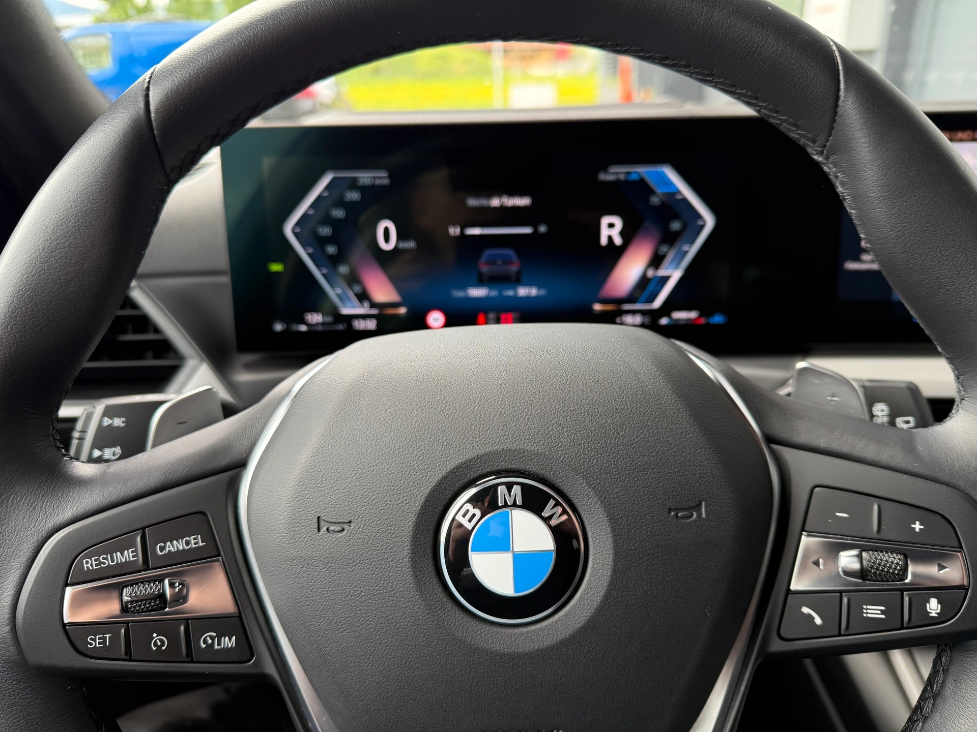 BMW 320d xDrive 48V Touring Steptronic - 9