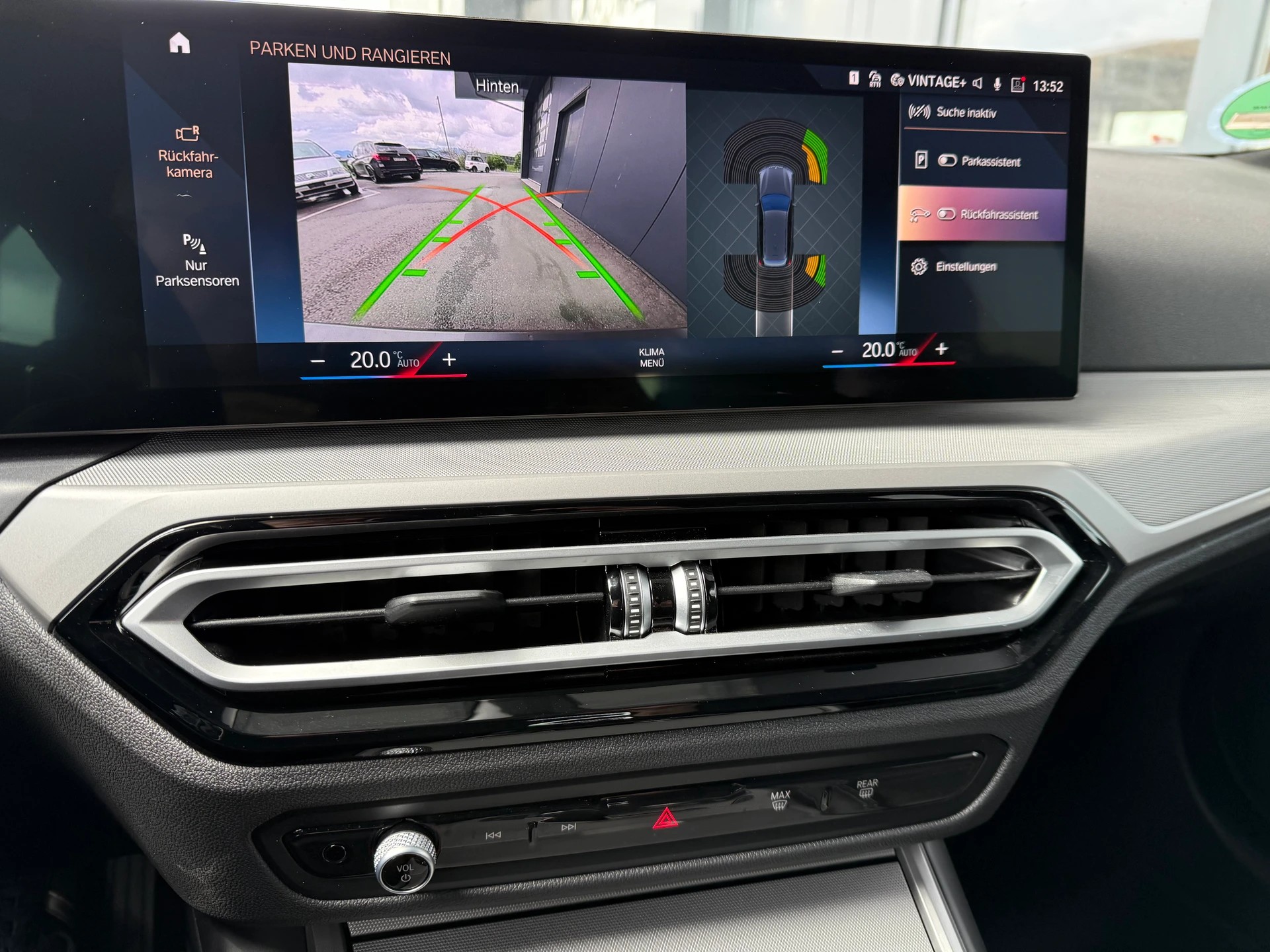 BMW 320d xDrive 48V Touring Steptronic - 11