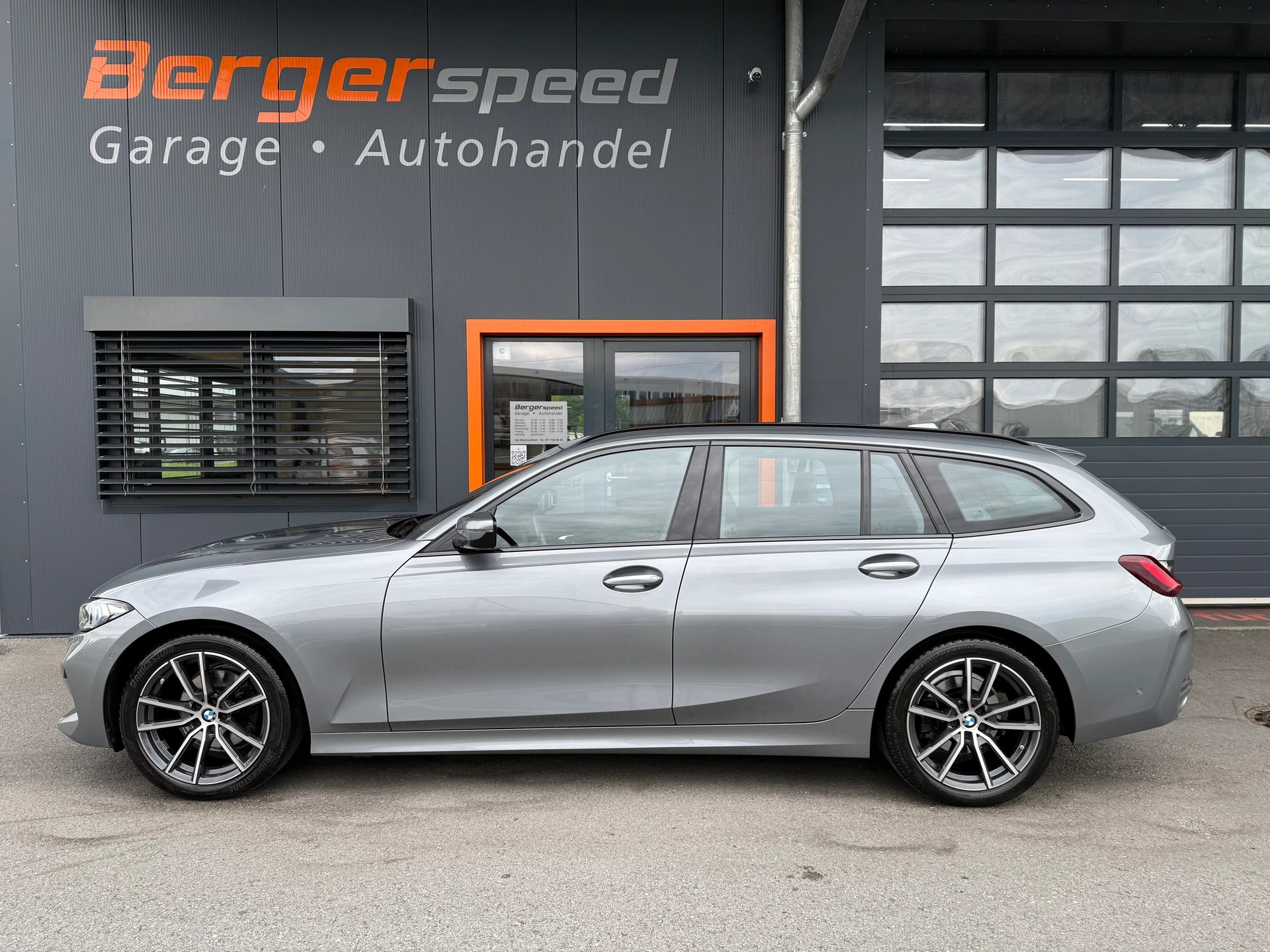BMW 320d xDrive 48V Touring Steptronic - 2