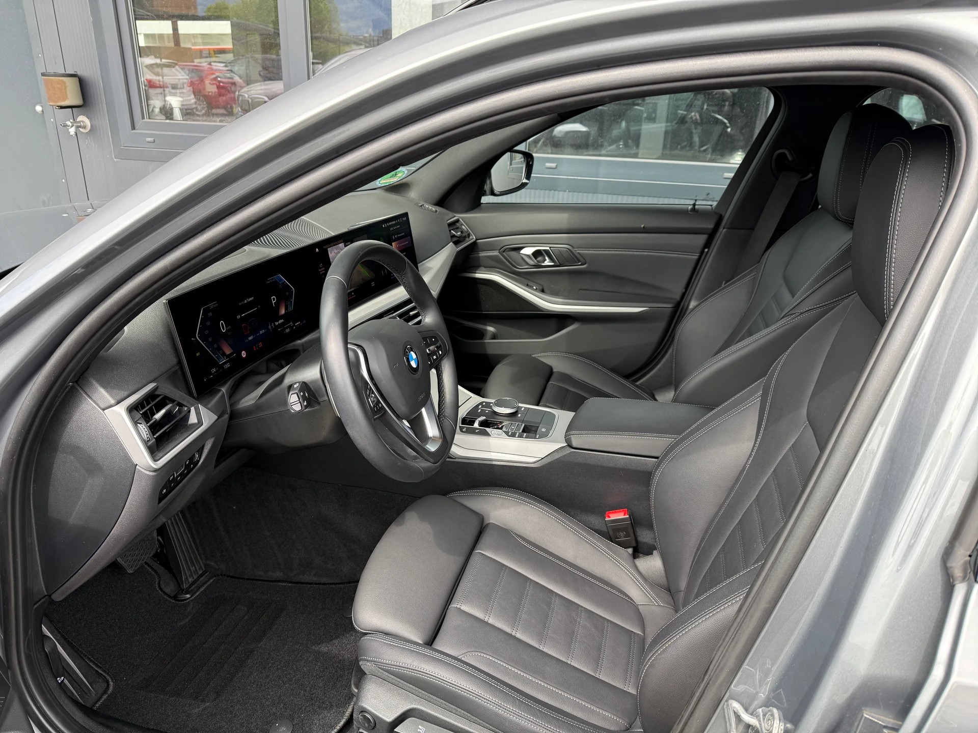 BMW 320d xDrive 48V Touring Steptronic - 7