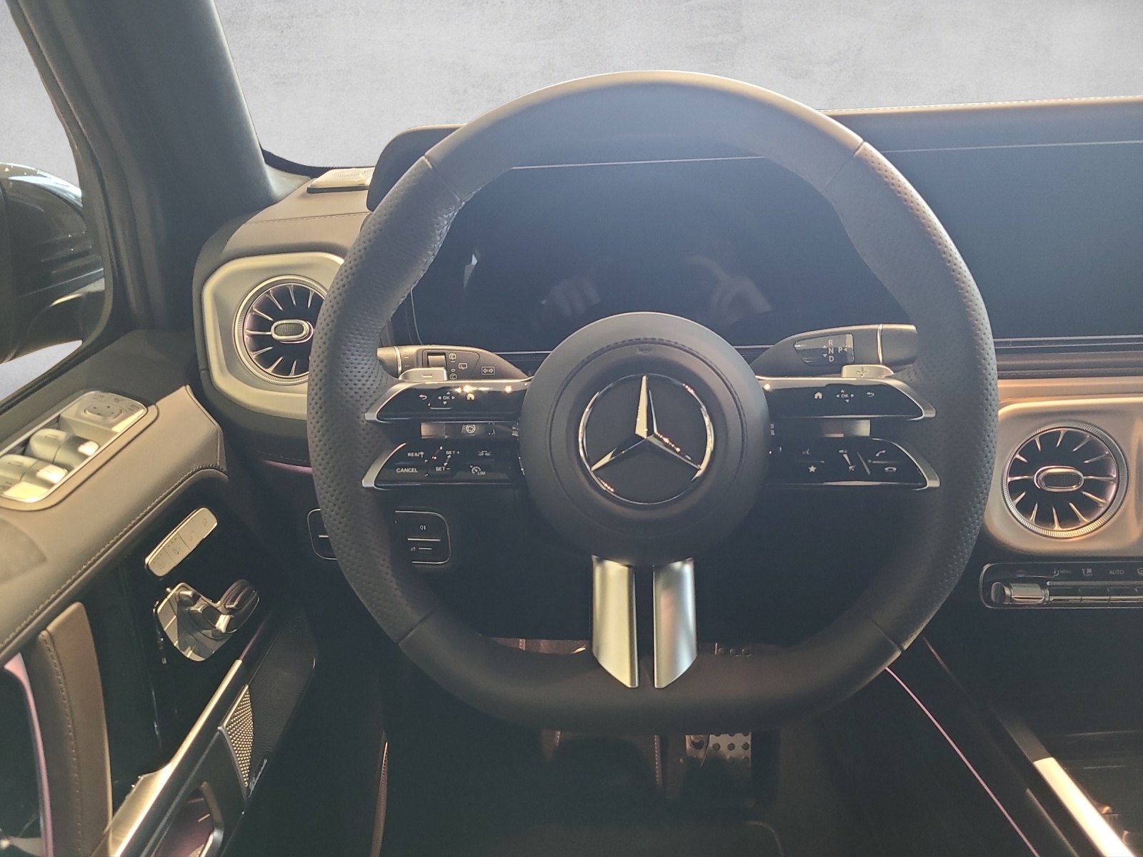 MERCEDES-BENZ G 450d 9G-Tronic - 13