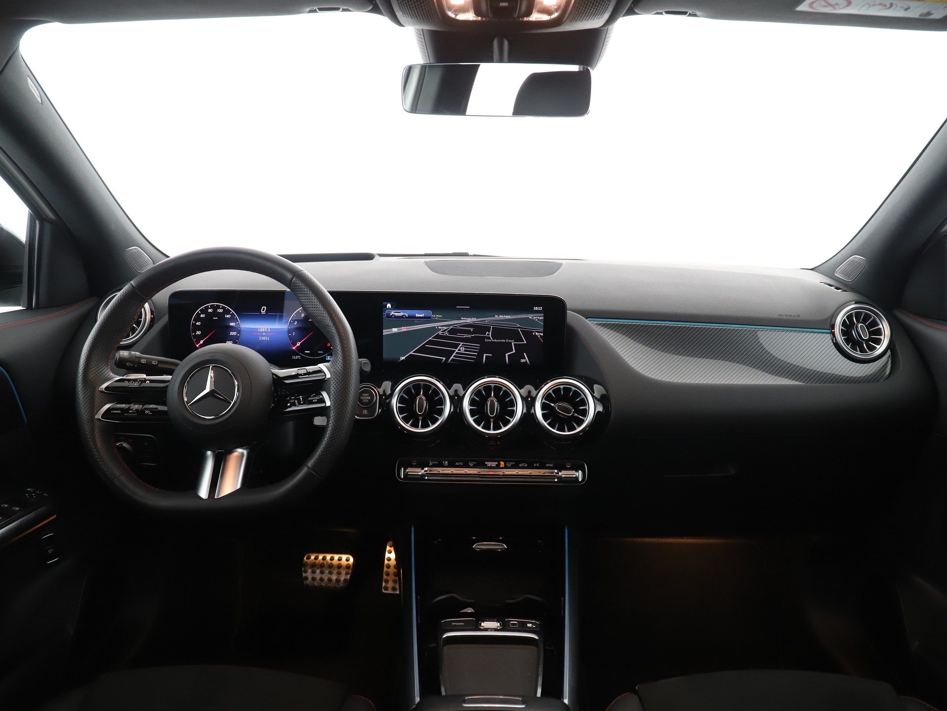 MERCEDES-BENZ GLA 220 4Matic 8G-DCT - 12