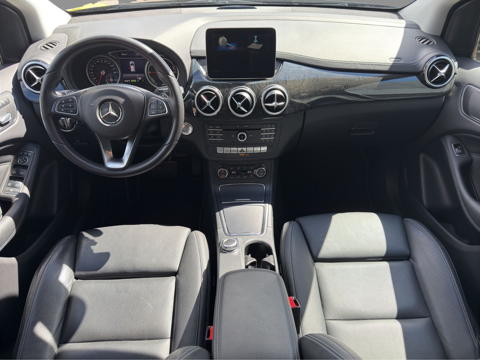 MERCEDES-BENZ B Electric Drive Urban - 10