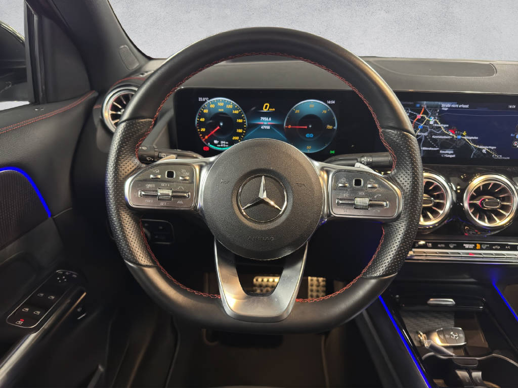 MERCEDES-BENZ EQA 350 AMG Line 4Matic Swiss Star - 12