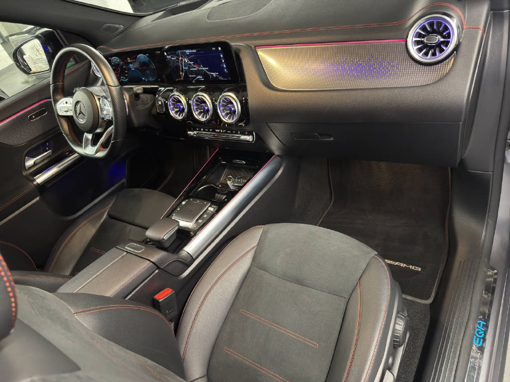 MERCEDES-BENZ EQA 350 AMG Line 4Matic Swiss Star - 11