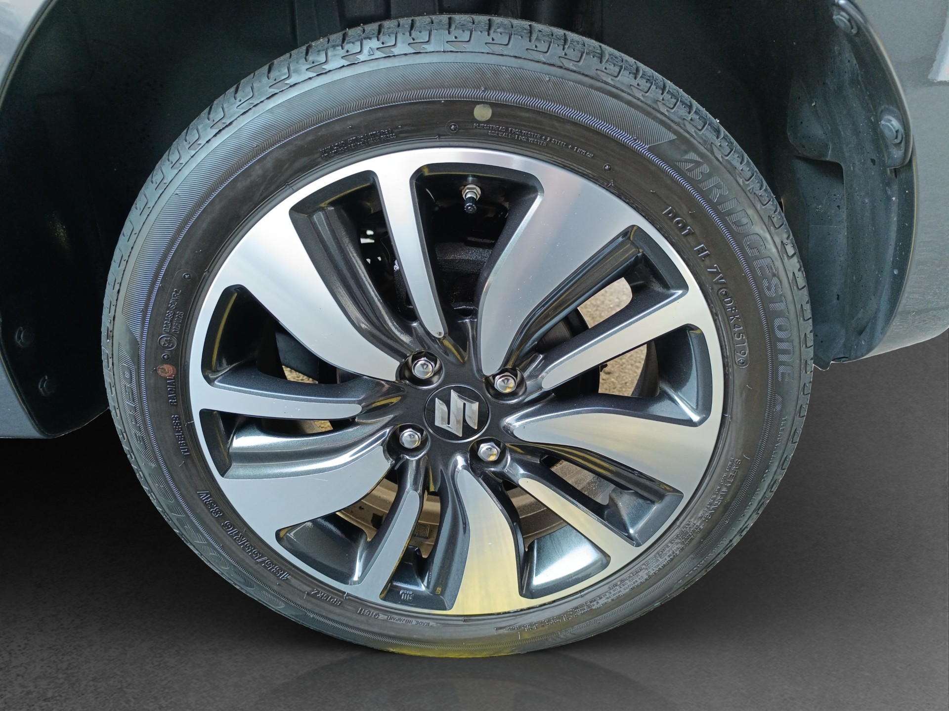 SUZUKI Swift 1.2i 16V SHVS Compact Top Hybrid Allgrip 4x4 - 16