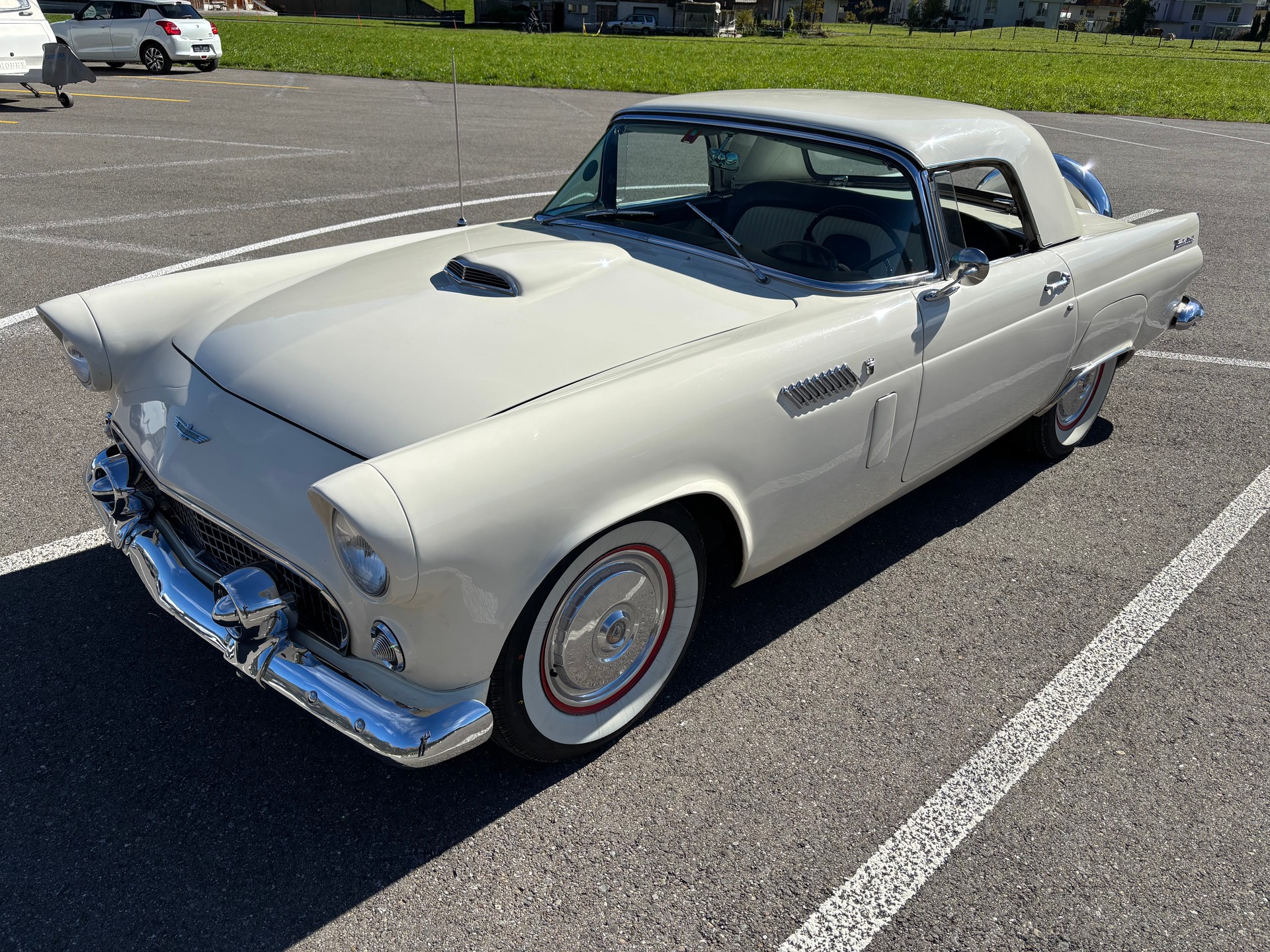 FORD Thunderbird - 6