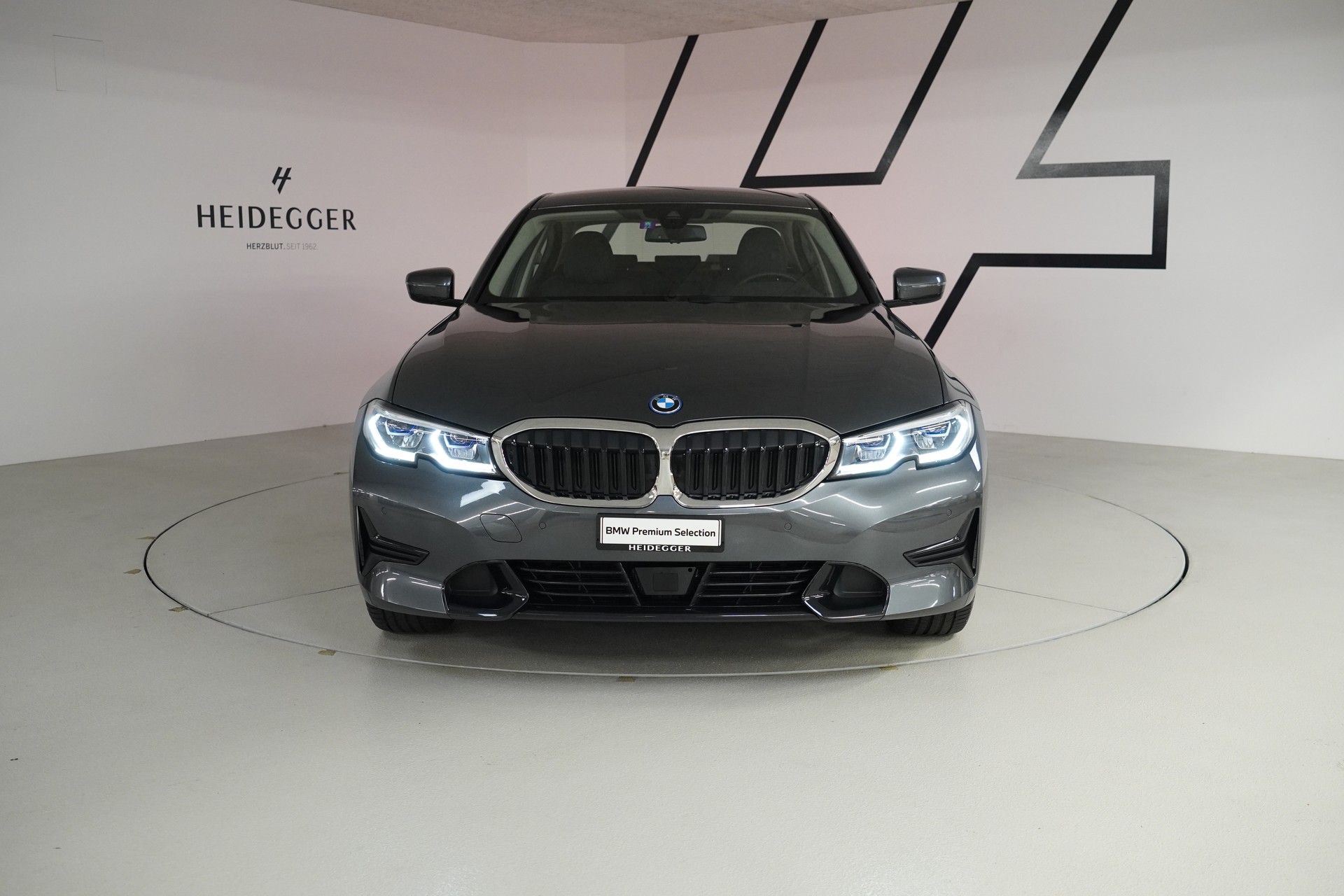 BMW 320e Sport Line Steptronic - 2