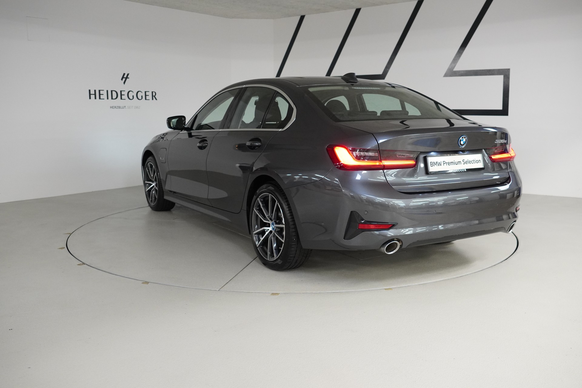 BMW 320e Sport Line Steptronic - 5