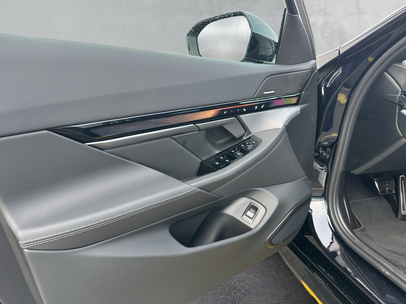 BMW i5 xDrive40 M Sport - 17