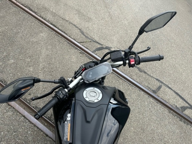 YAMAHA MT-07 - 2