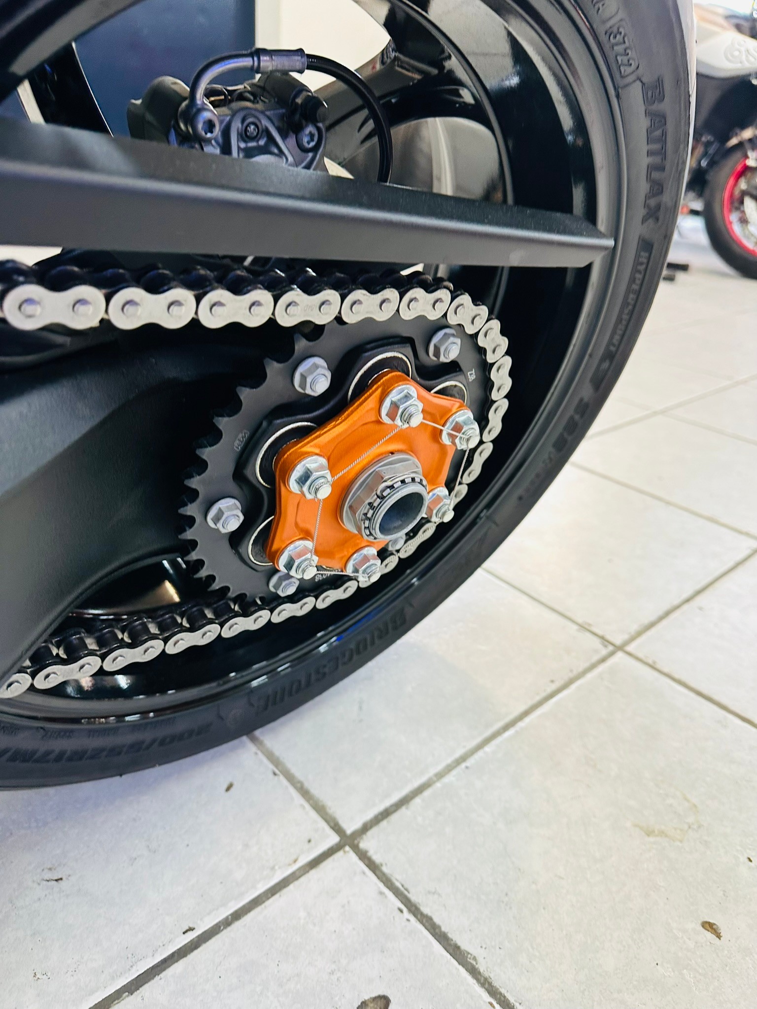 KTM 1290 Super Duke R EVO - 9