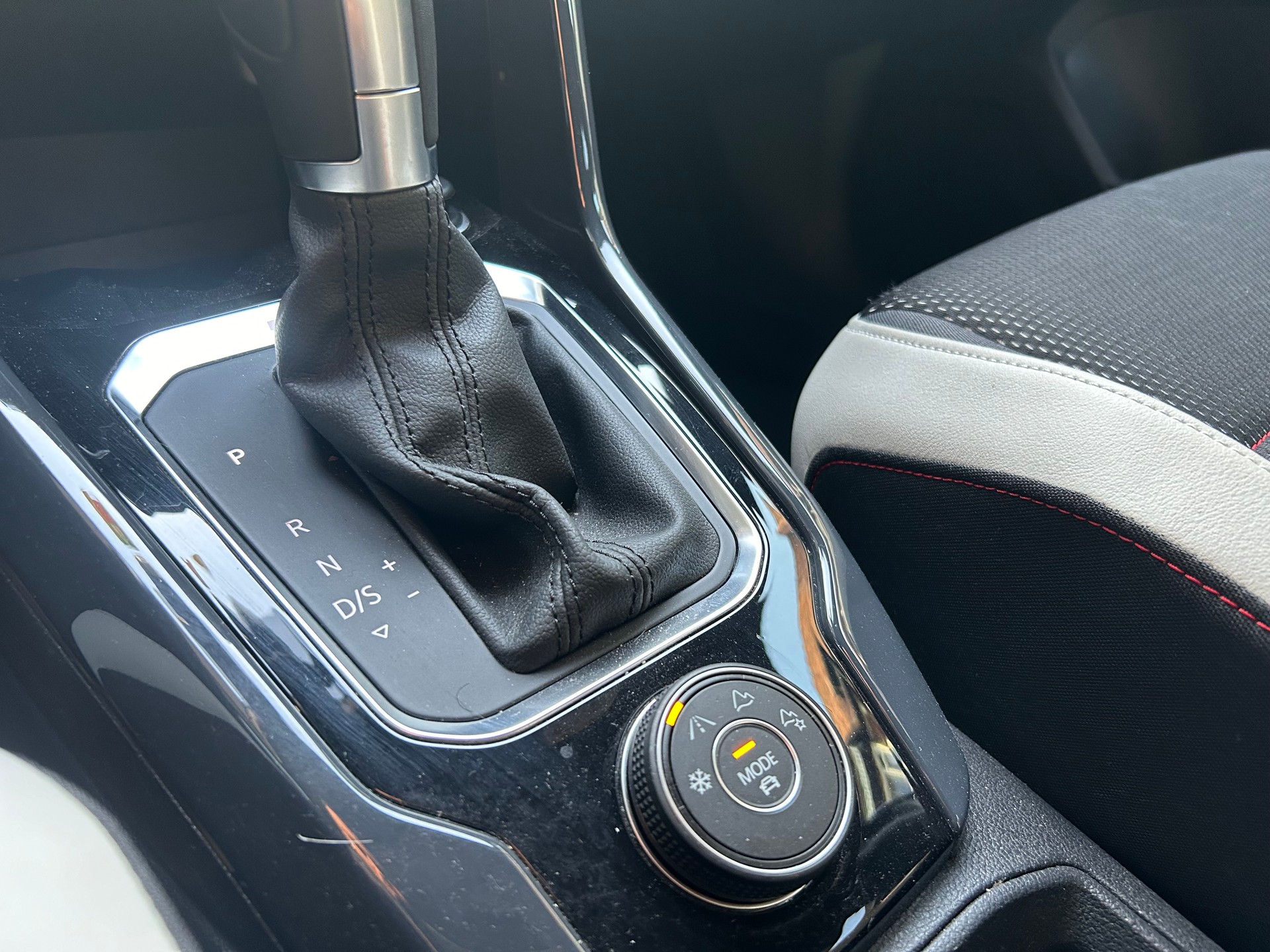 VW T-Roc 2.0 TSI Sport DSG 4Motion - 7