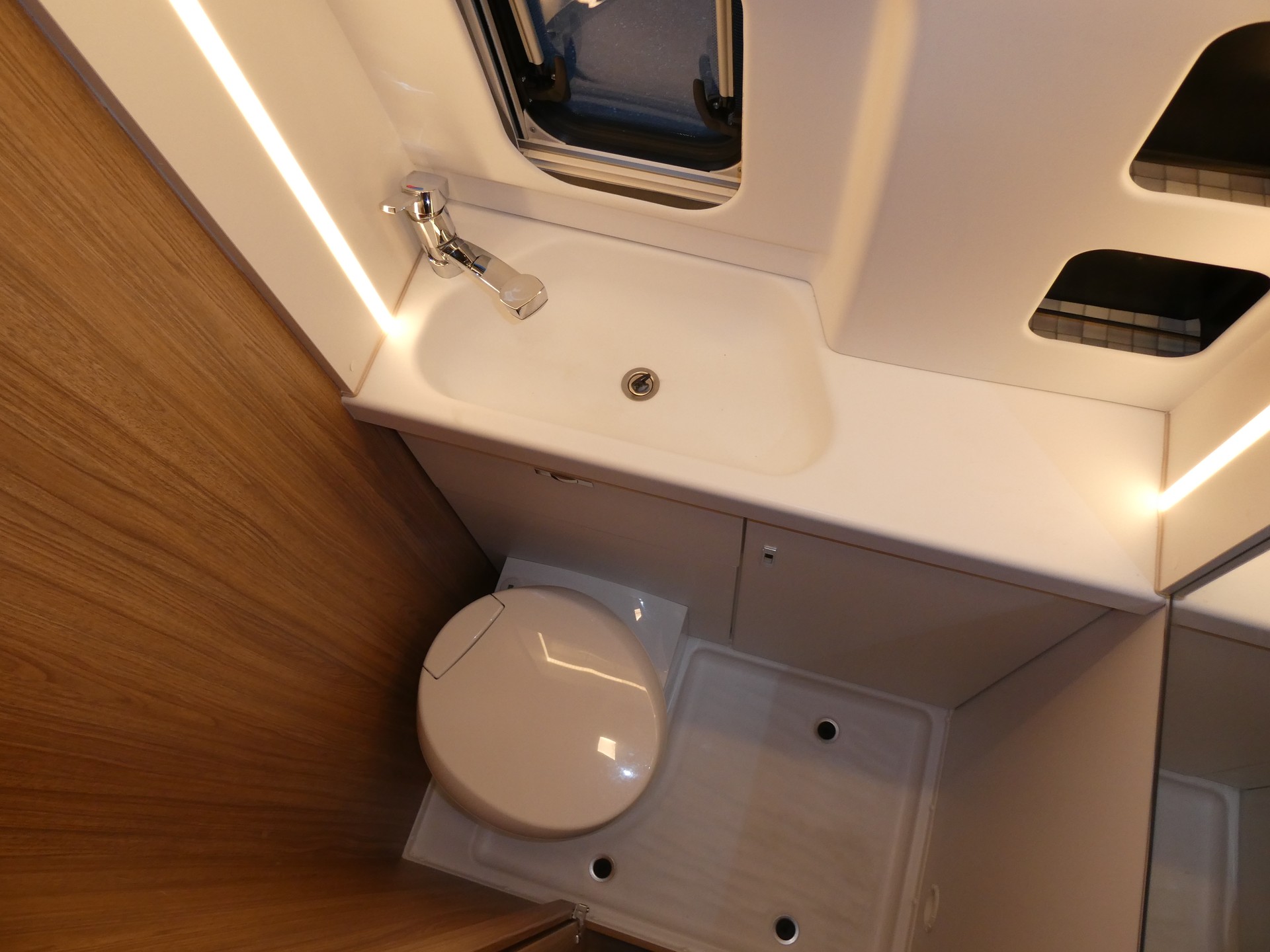 WEINSBERG CaraBus 600 MQ - 8