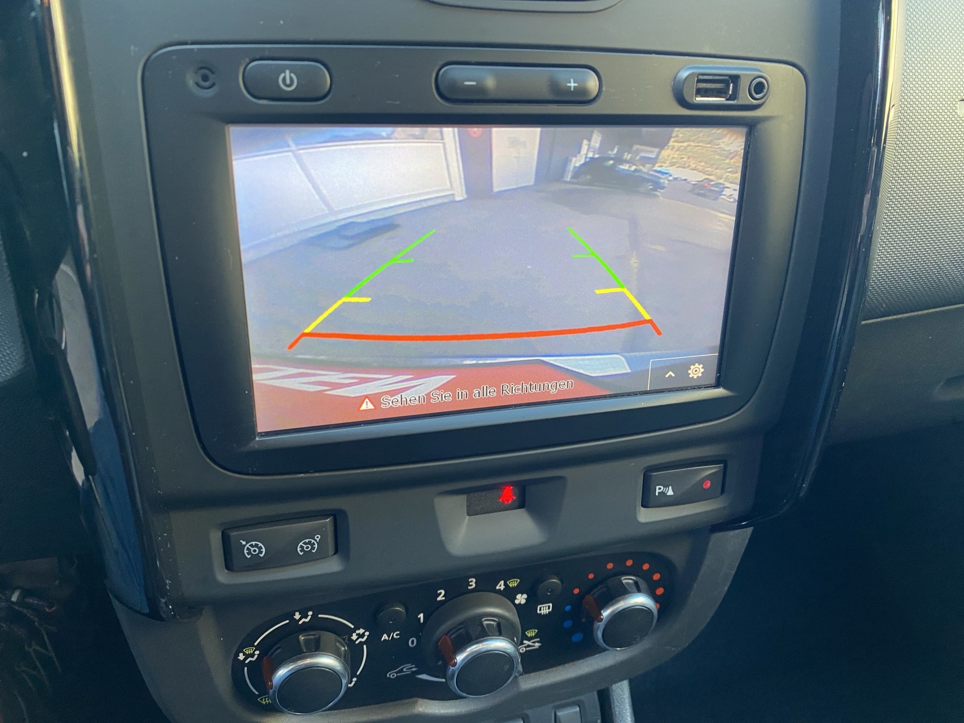 DACIA Duster 1.2 T Ambiance 4x4 - 14