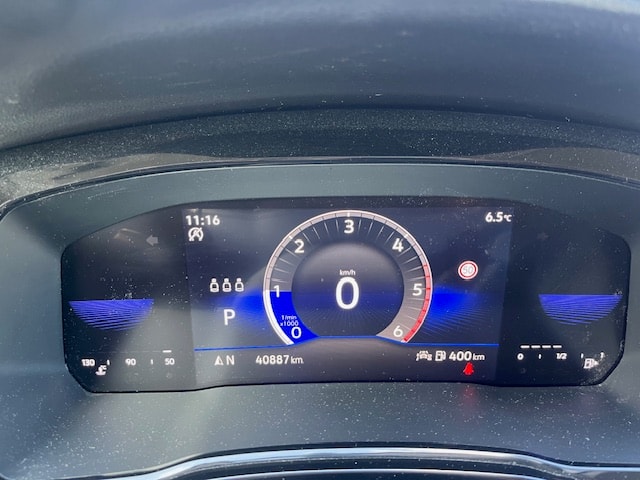 VW Touran 2.0 TDI SCR Comfortline DSG - 11