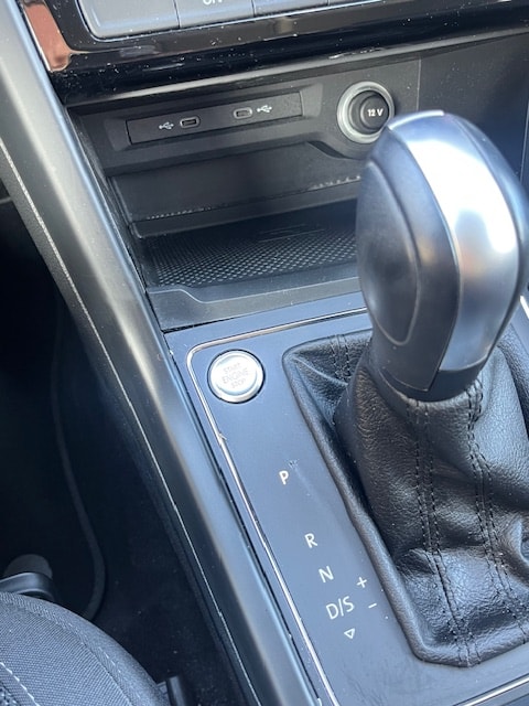 VW Touran 2.0 TDI SCR Comfortline DSG - 12