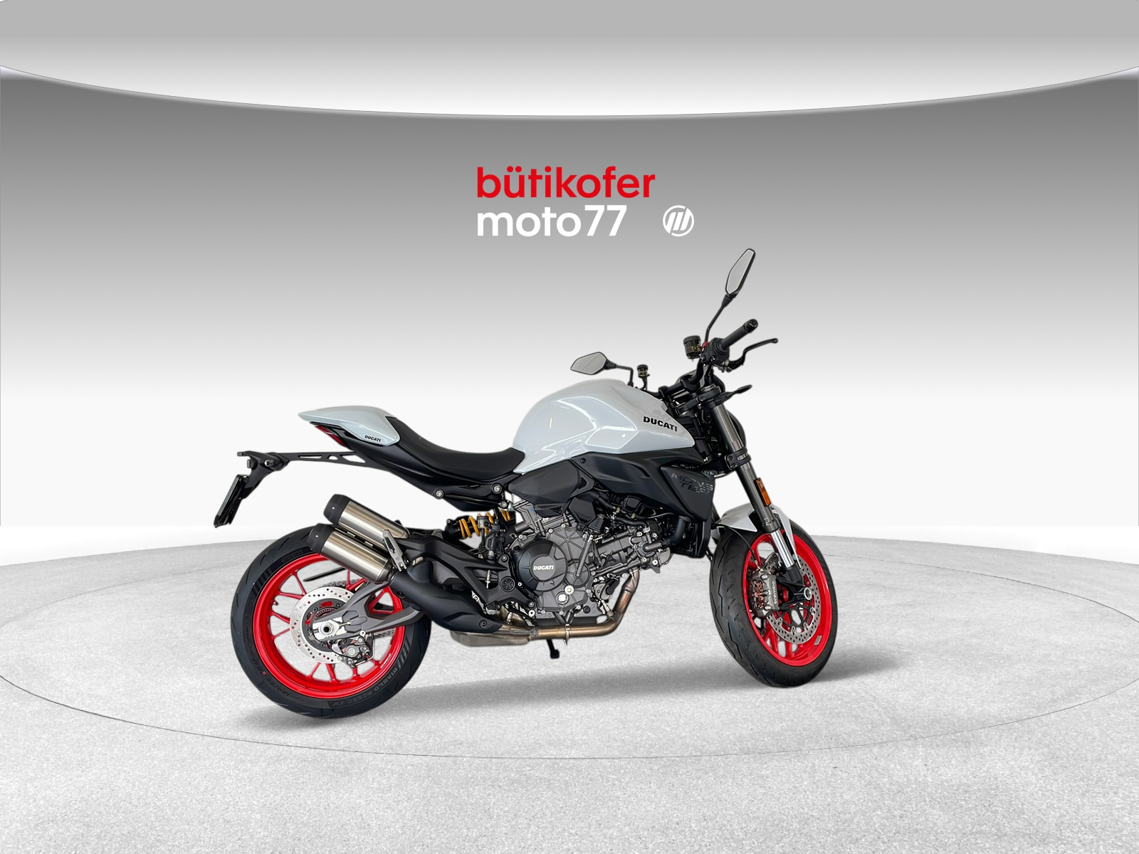 DUCATI 890 Monster + ABS - 2