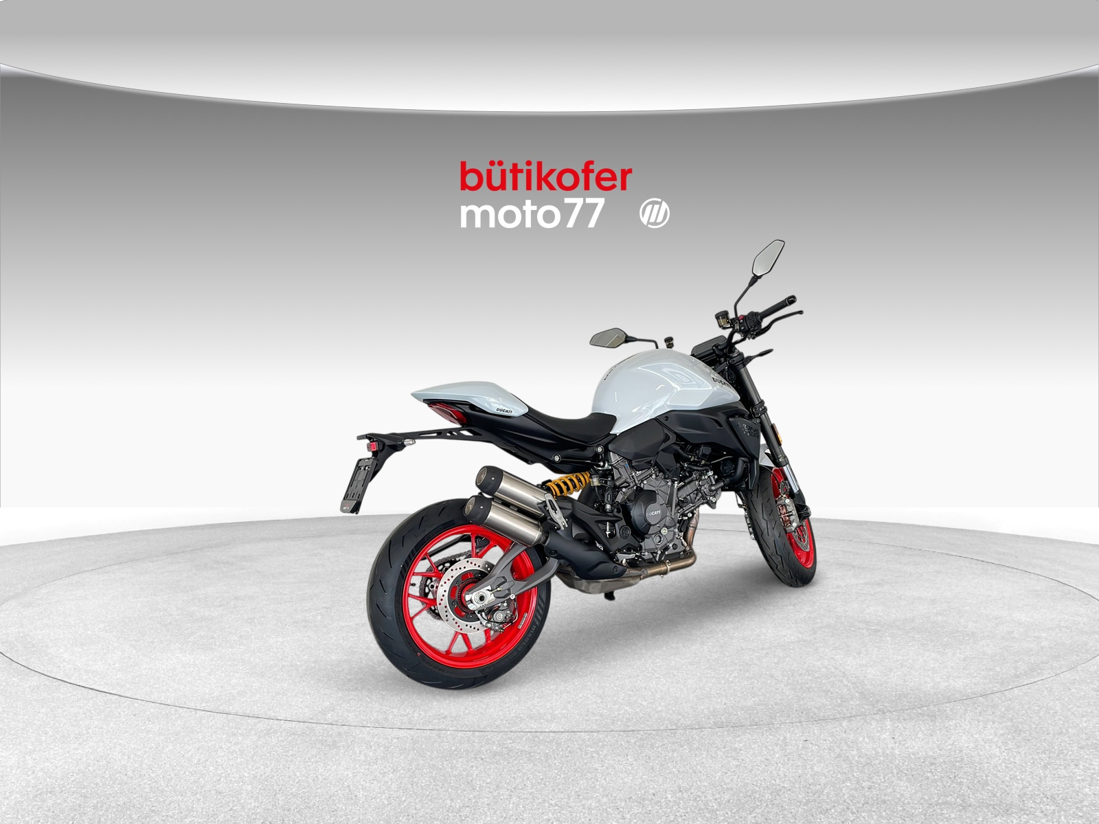 DUCATI 890 Monster + ABS - 3