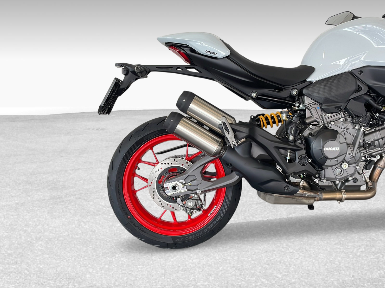 DUCATI 890 Monster + ABS - 8
