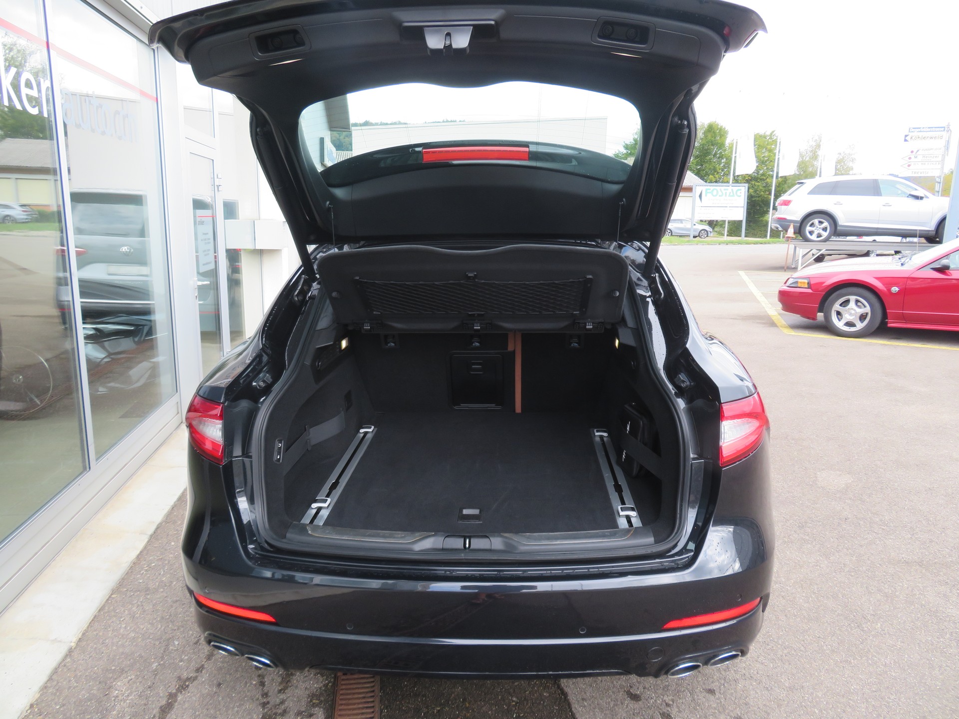 MASERATI Levante D 3.0 V6 Automatica - 4