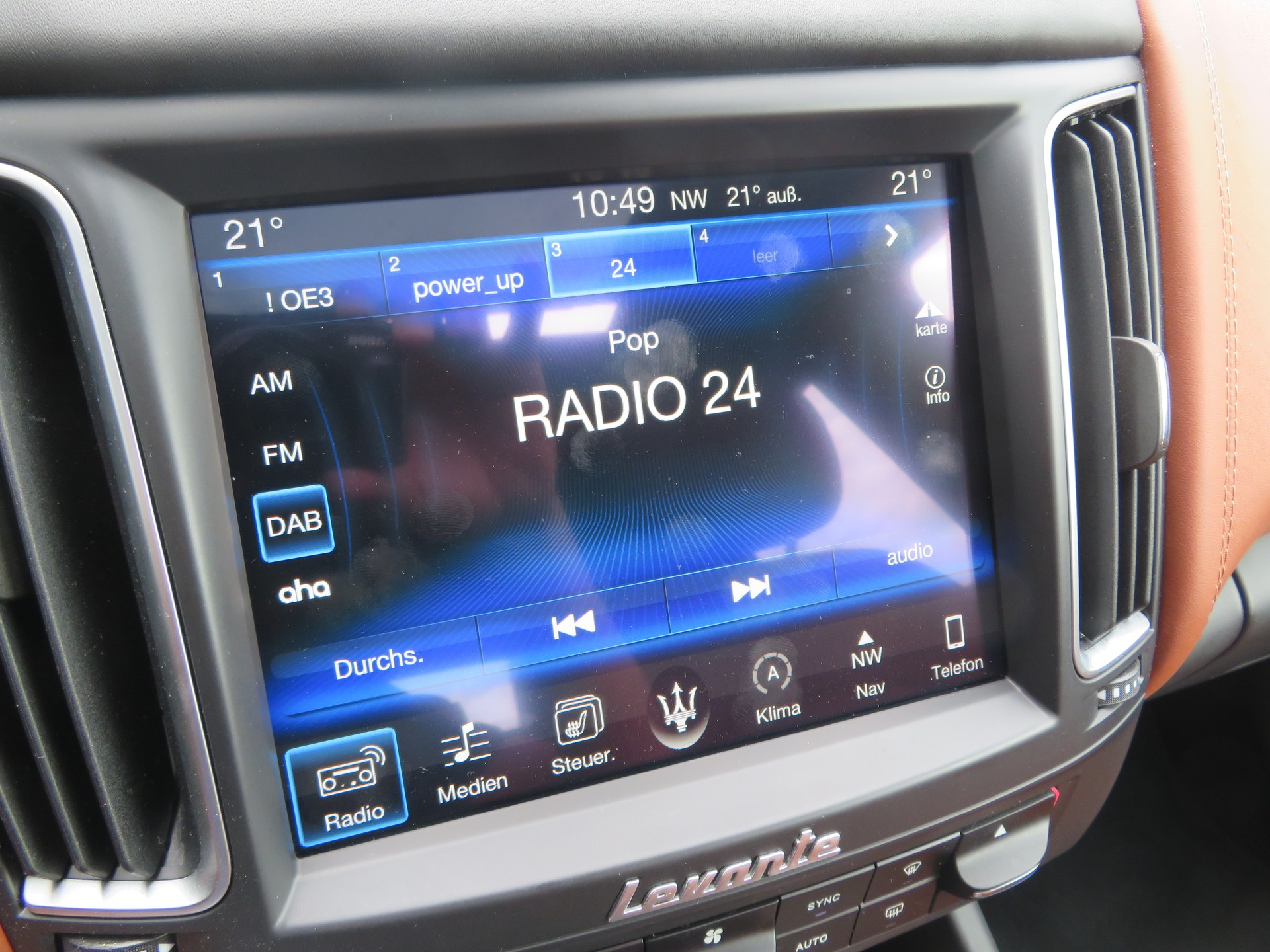 MASERATI Levante D 3.0 V6 Automatica - 9