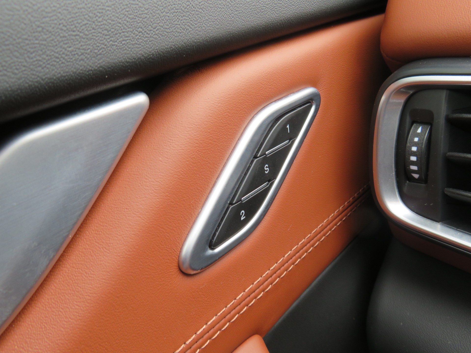 MASERATI Levante D 3.0 V6 Automatica - 11
