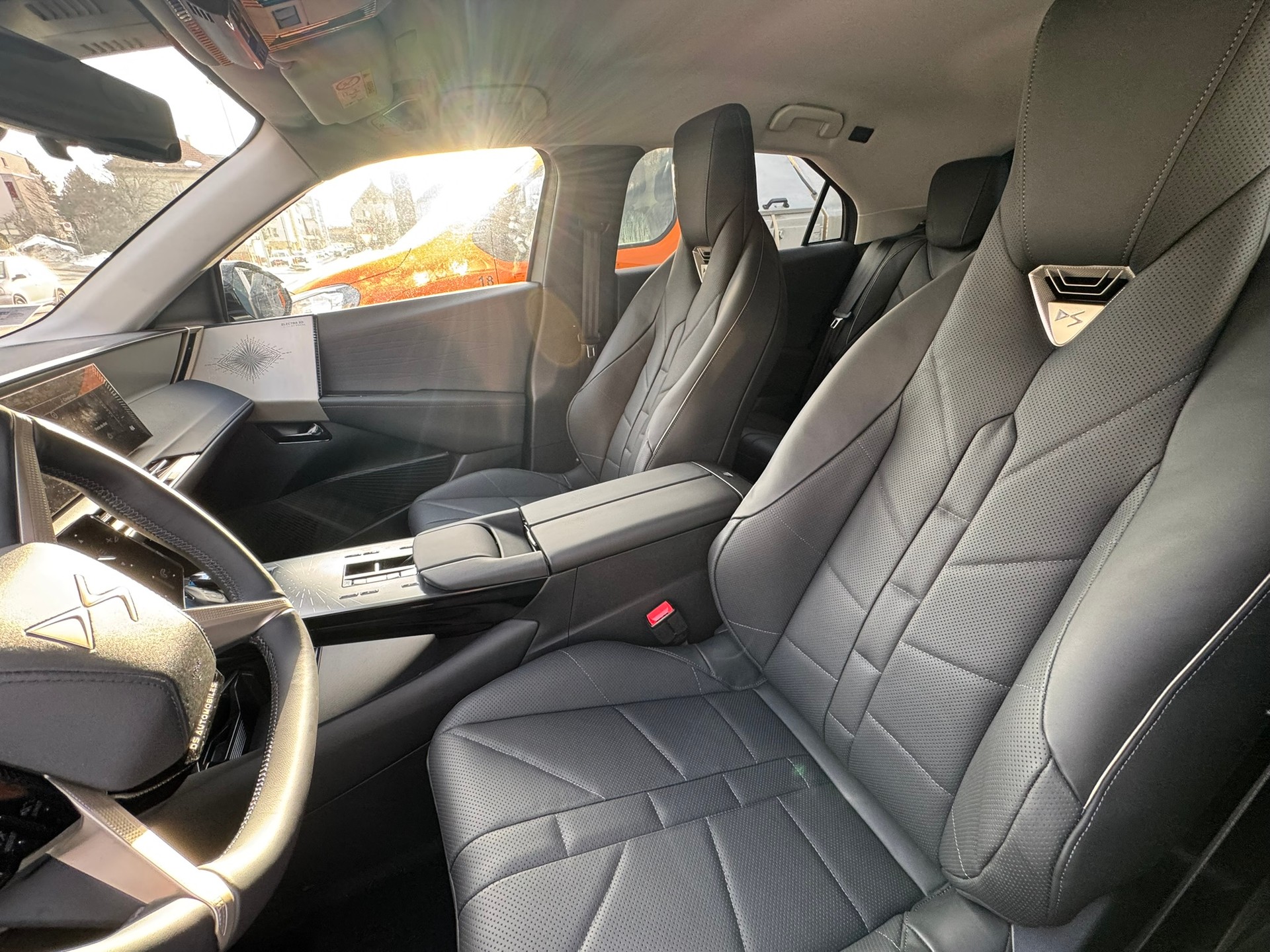 DS AUTOMOBILES DS N8 E-Tense 350 4x4 Etoile Long Range - 5