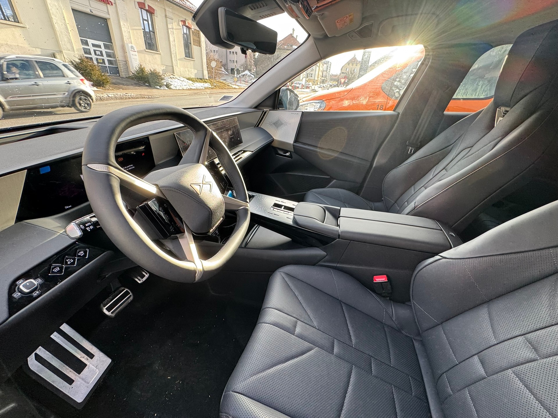 DS AUTOMOBILES DS N8 E-Tense 350 4x4 Etoile Long Range - 6