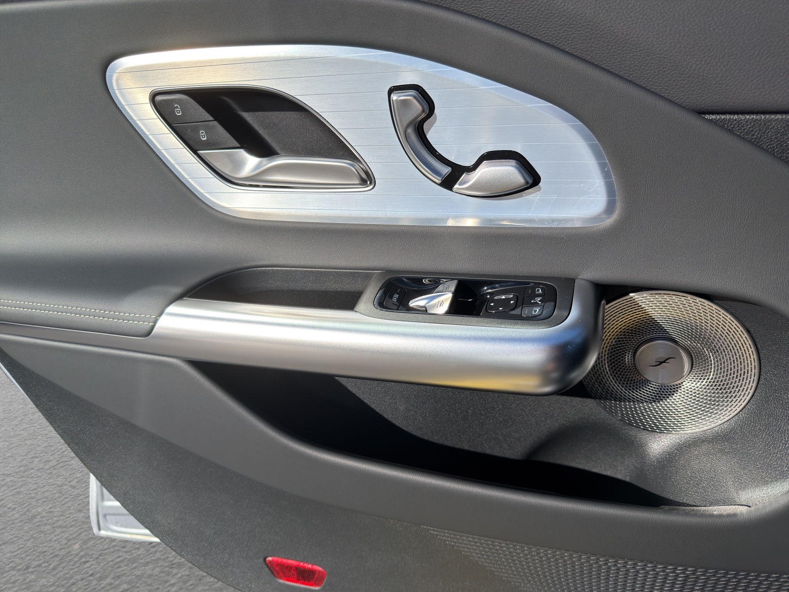 MERCEDES-BENZ CLA Shooting Brake 350 4Matic 85 kWh EQ - 12