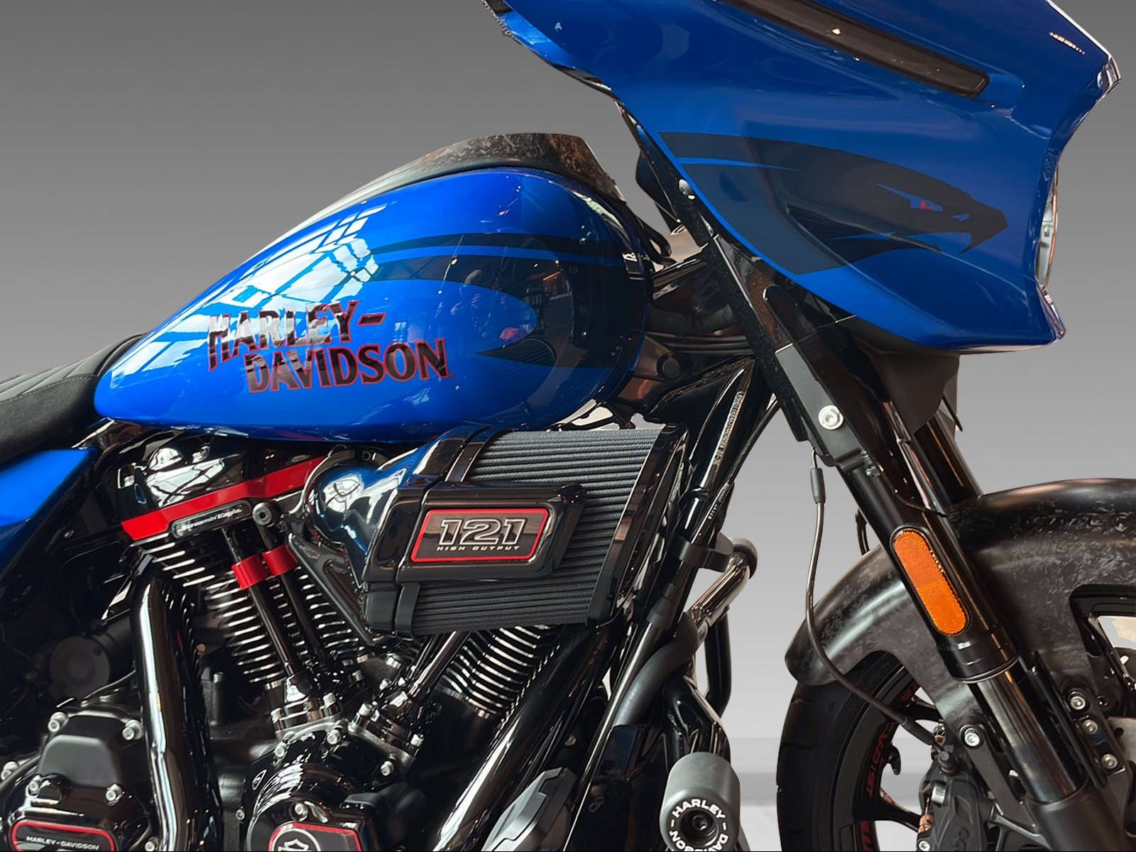 HARLEY-DAVIDSON FLHXSTSE CVO Street Glide ST 121 - 7