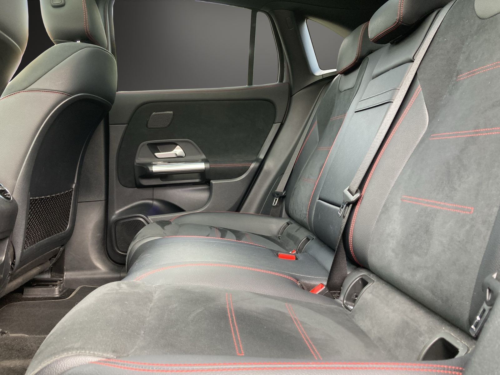 MERCEDES-BENZ EQB 300 4Matic AMG Line - 13
