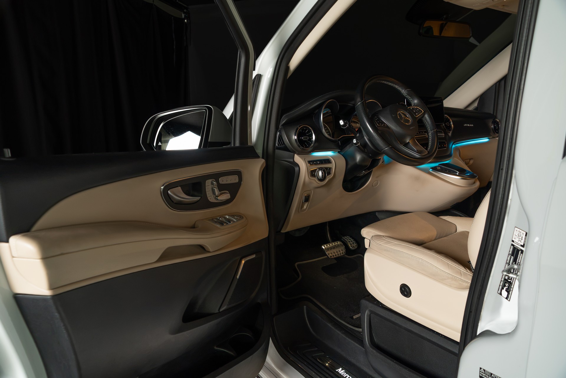 MERCEDES-BENZ V 300 d lang Avantgarde 4Matic 9G-Tronic - 10