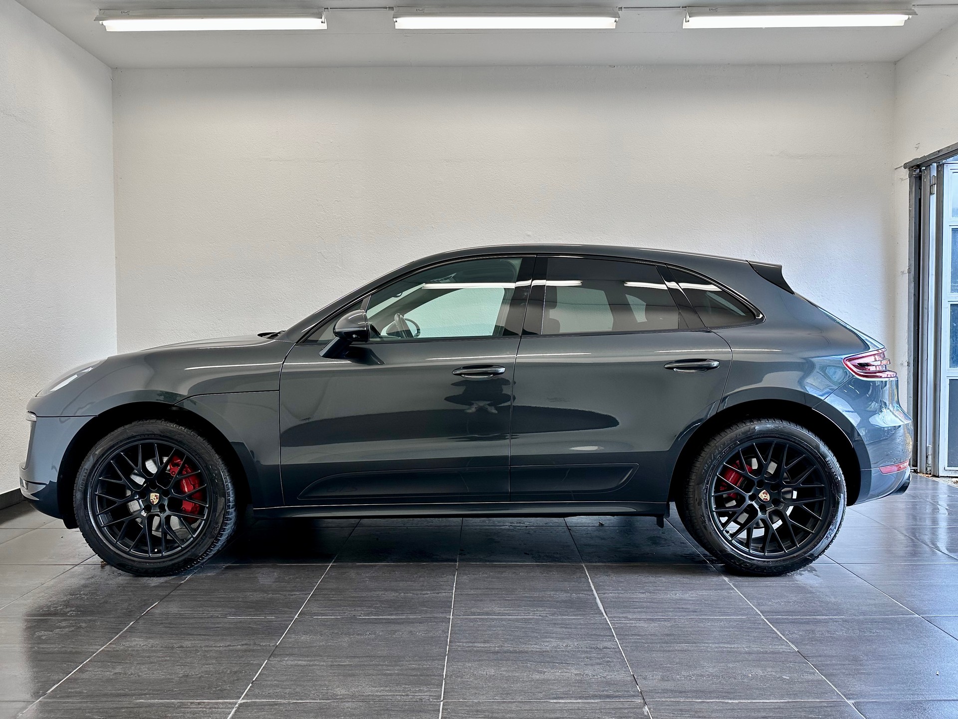 PORSCHE Macan GTS PDK - 7
