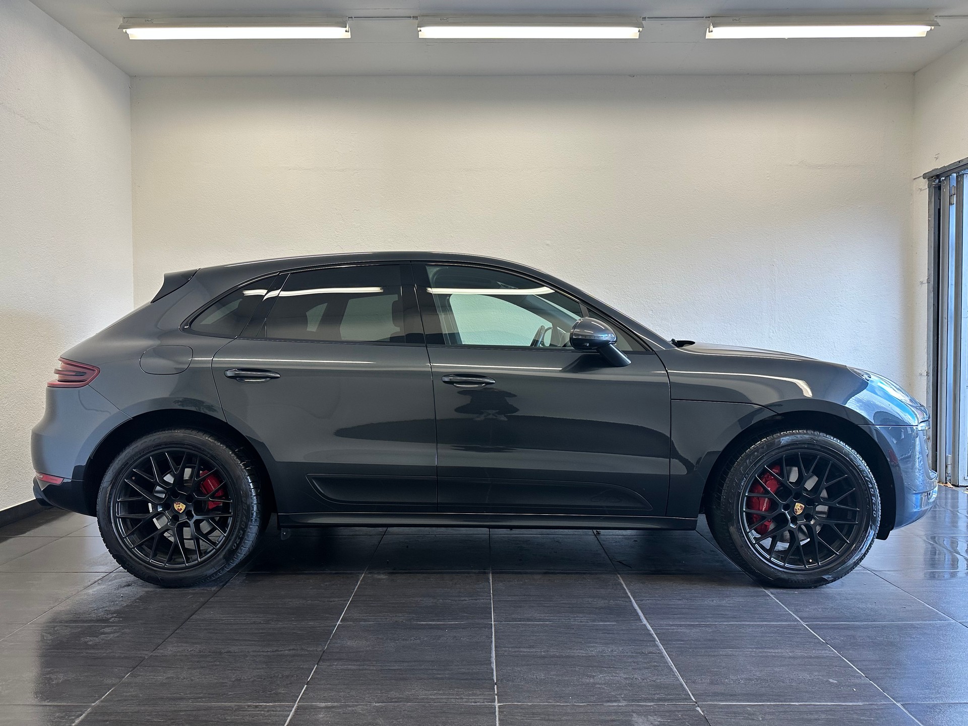 PORSCHE Macan GTS PDK - 3