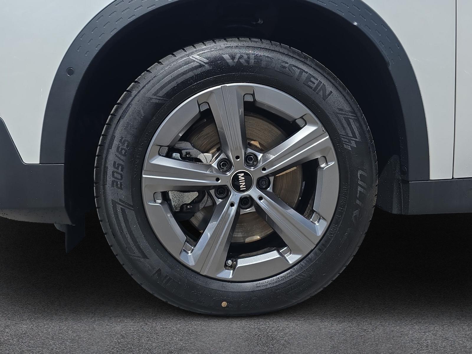 MINI Countryman S ALL4 2.0i U25 (CH) - 9