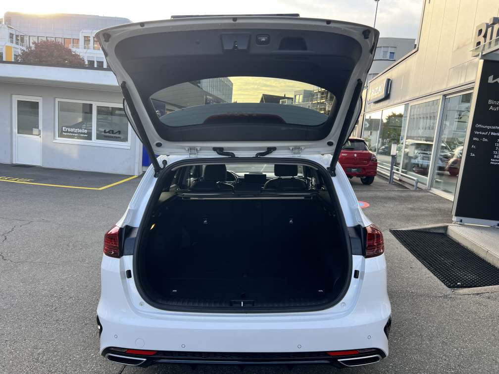 KIA Ceed SW 1.6 GDi Plug-in Hybrid Style - 9