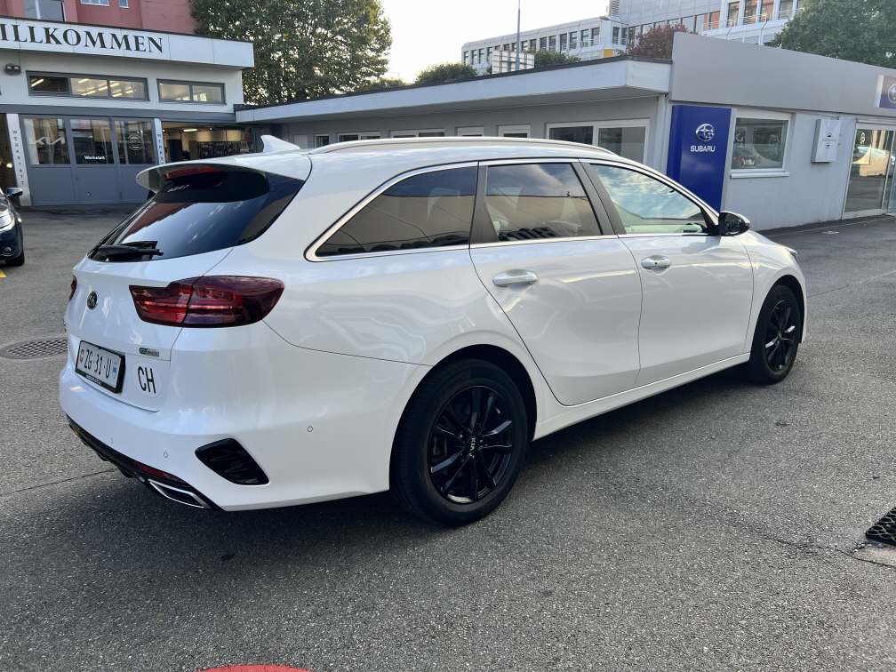 KIA Ceed SW 1.6 GDi Plug-in Hybrid Style - 6