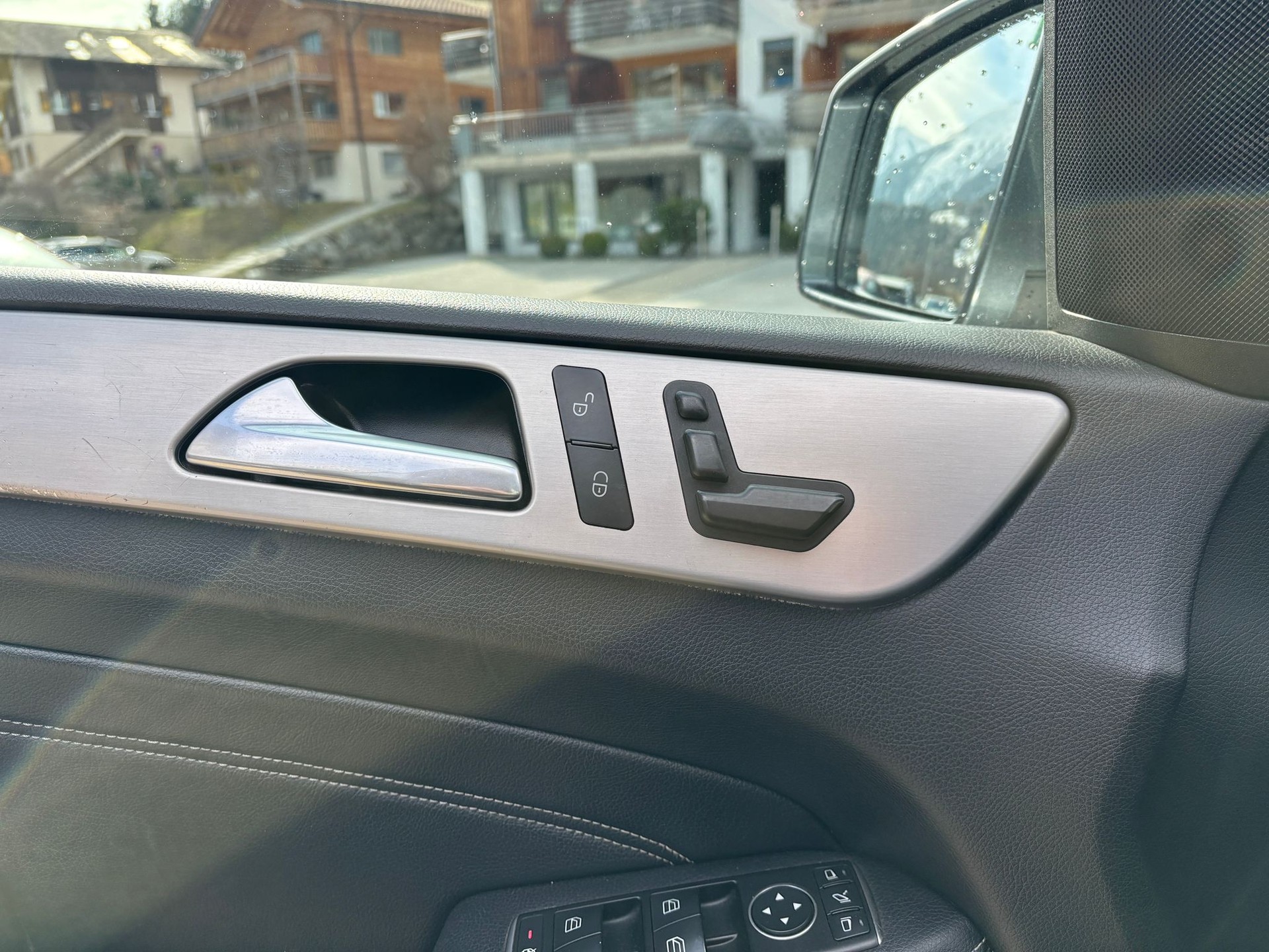 MERCEDES-BENZ ML 350 BlueTEC Exec. 4M - 8