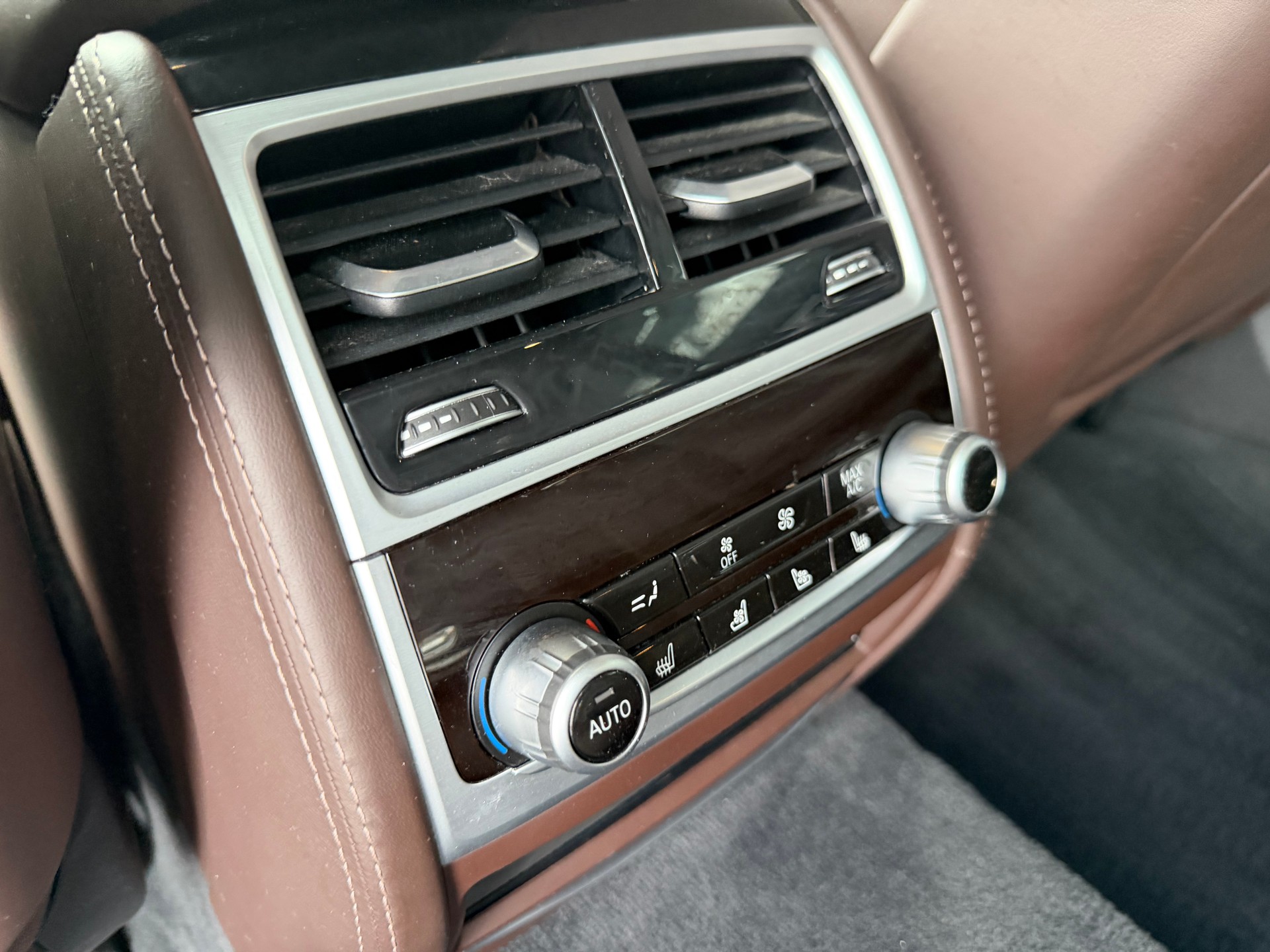 BMW 750Li xDrive Steptronic - 12