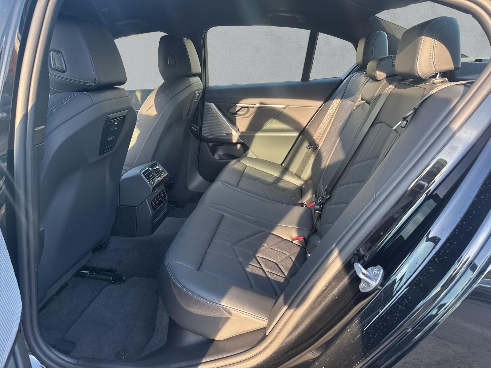 BMW i5 M60 xDrive Berline (CH) 📍 - 12