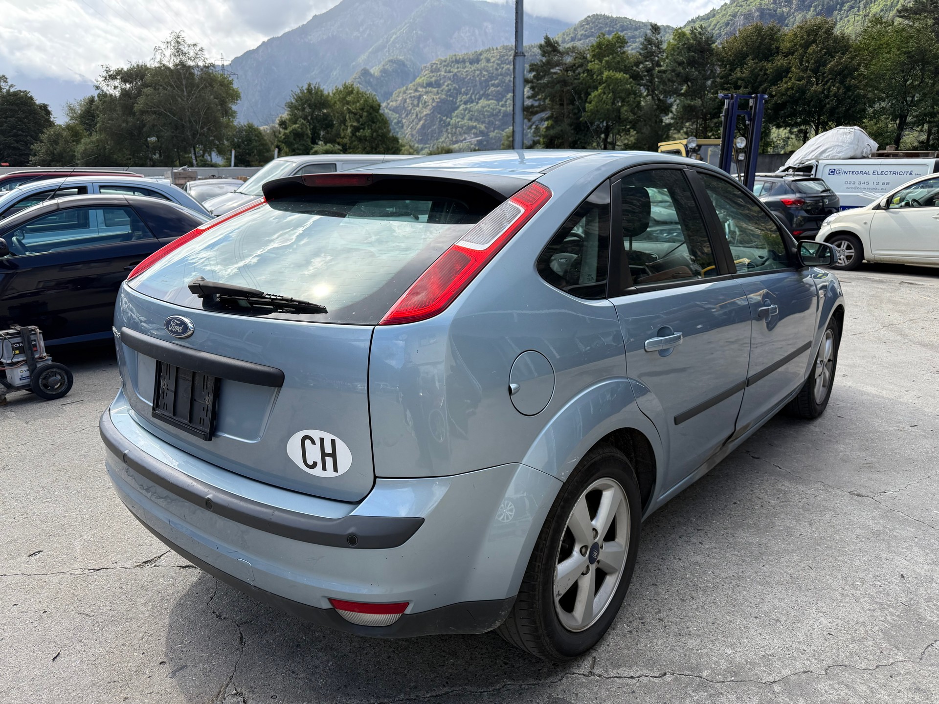FORD Focus 2.0i Trend - 6