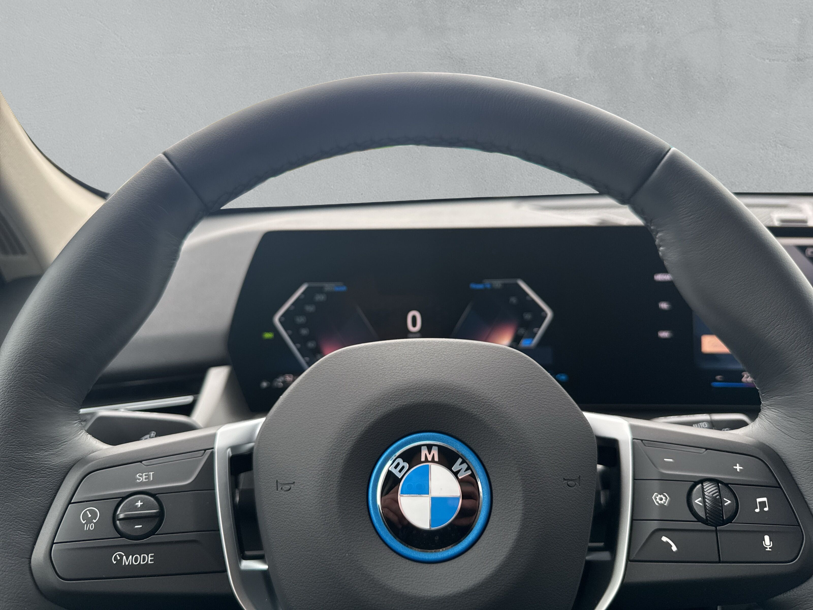 BMW X1 xDrive 25e**Action de leasing à 0.9%** - 18