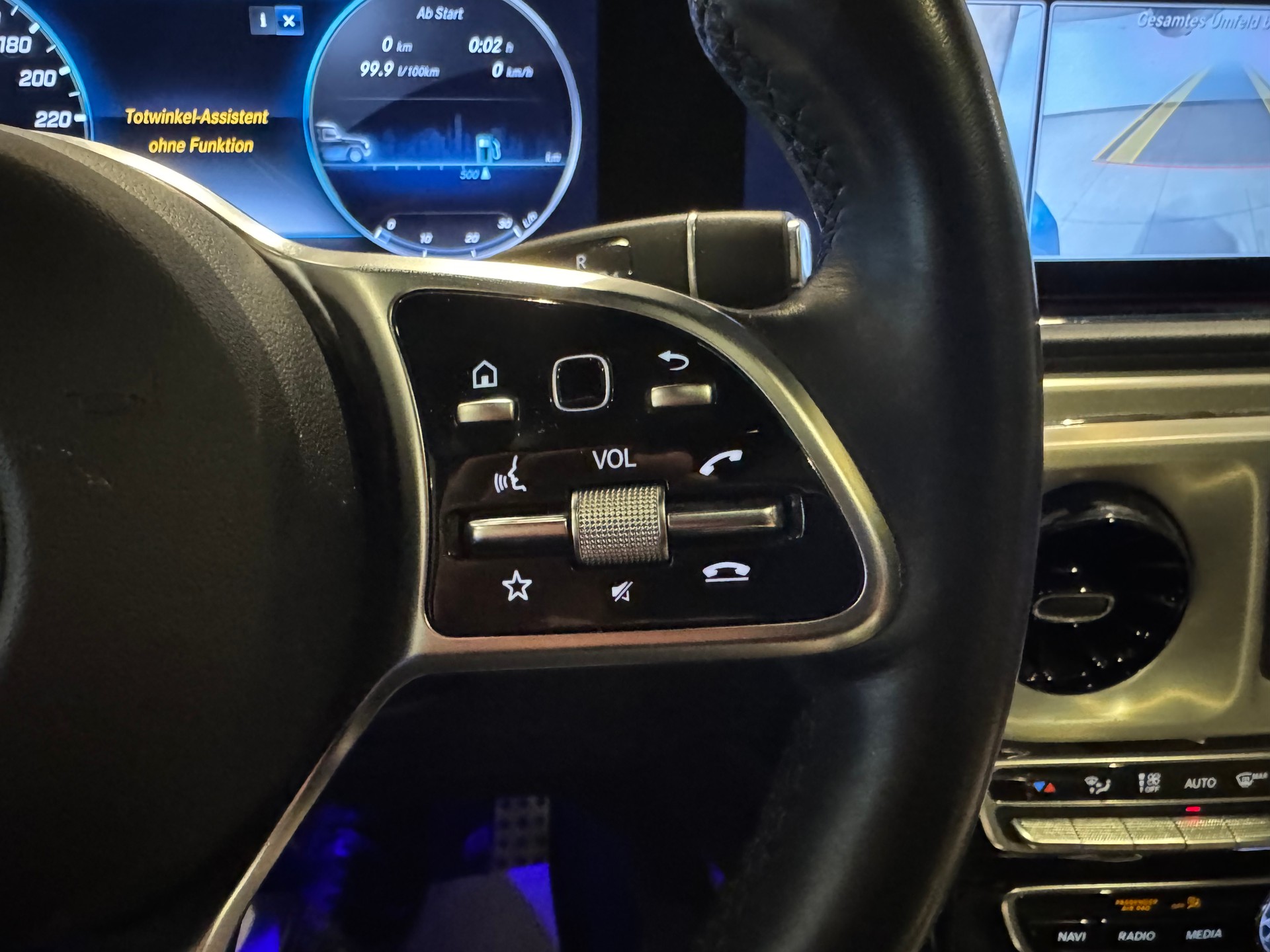 MERCEDES-BENZ G 400 d - 18